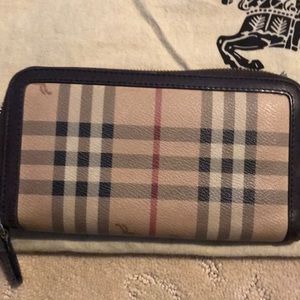 Burberry wallet